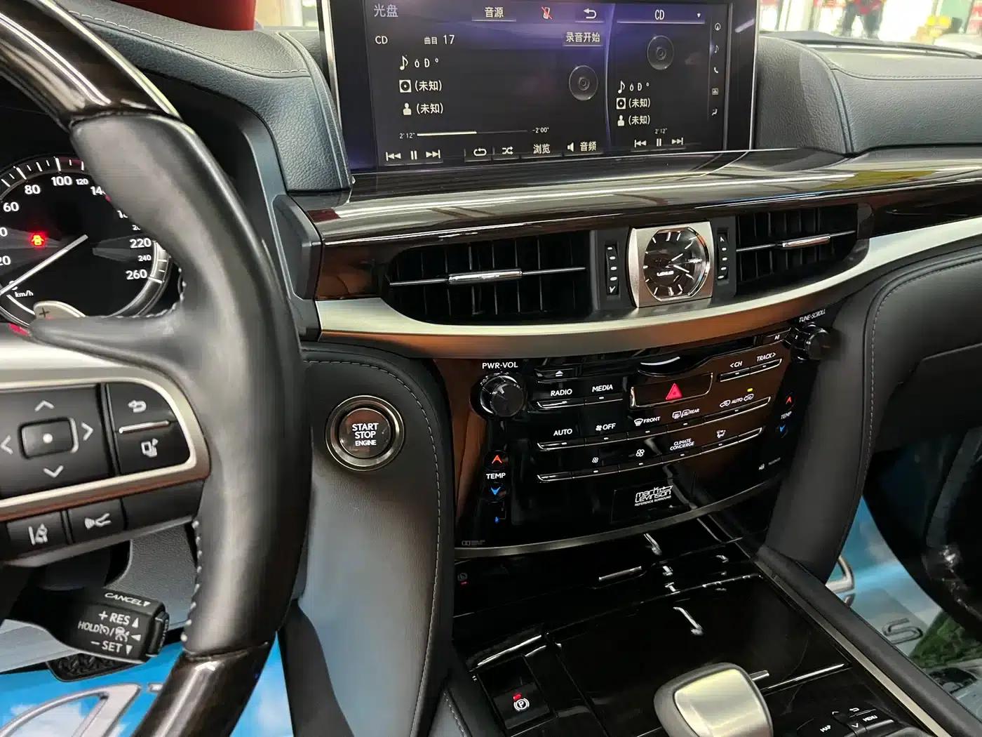 Lexus LX 2019 570 Premium Luxury Edition — миниатюра 18