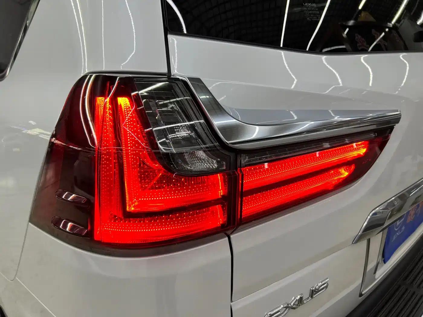 Lexus LX 2019 570 Premium Luxury Edition — миниатюра 23
