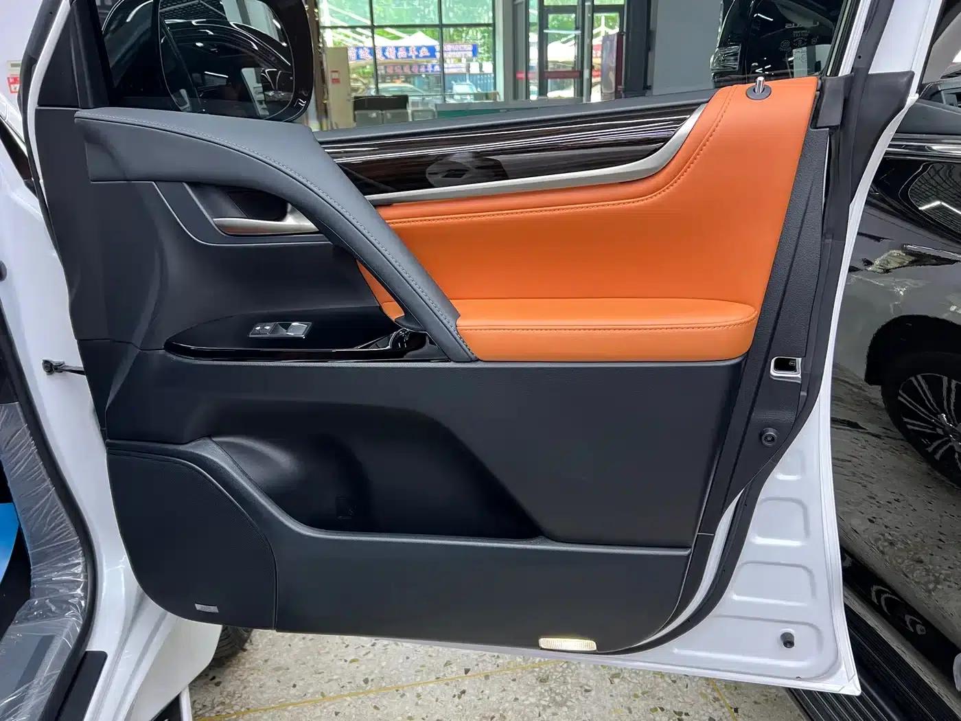Lexus LX 2019 570 Premium Luxury Edition — миниатюра 26
