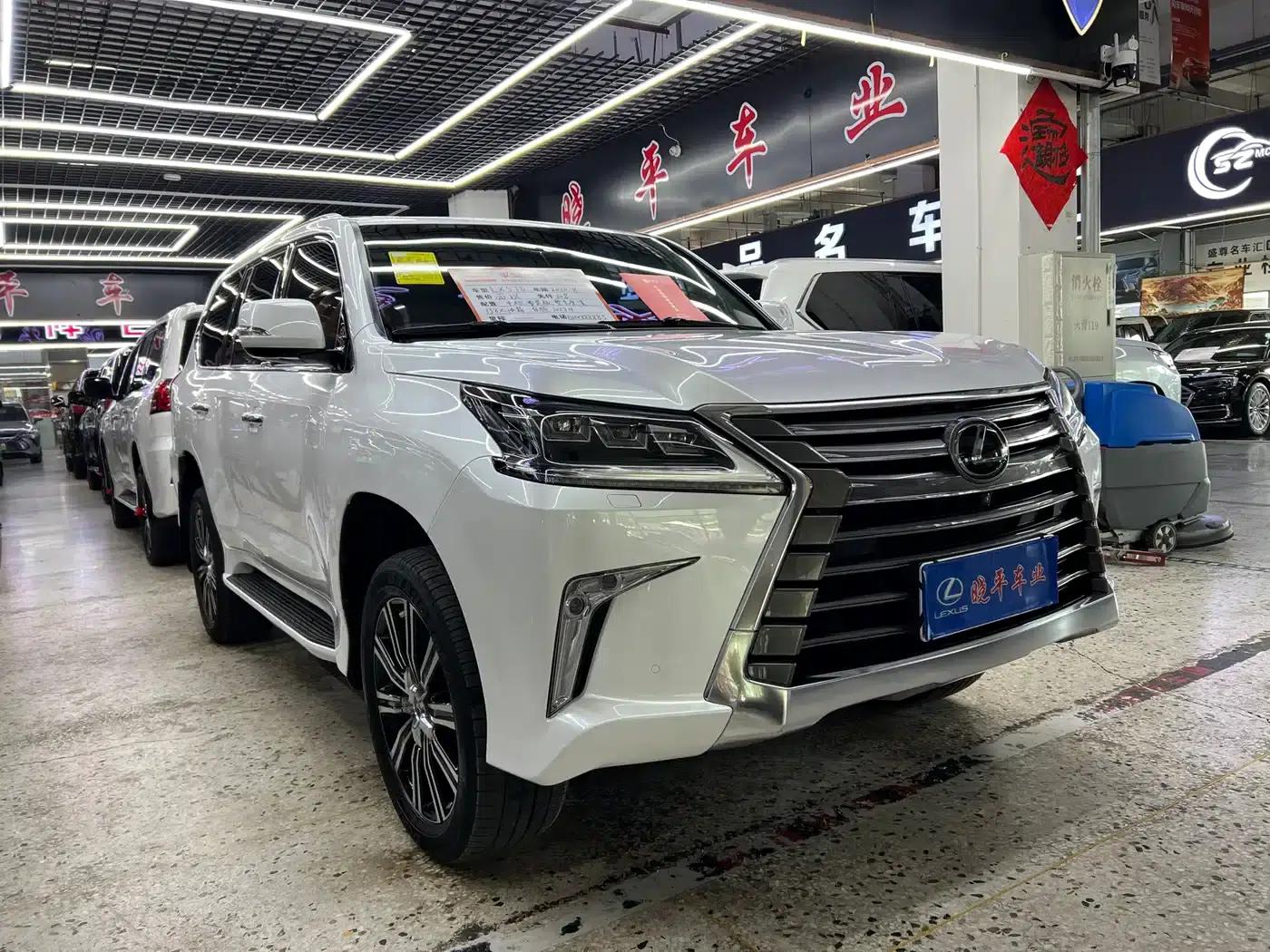 Lexus LX 2019 570 Premium Luxury Edition — миниатюра 5