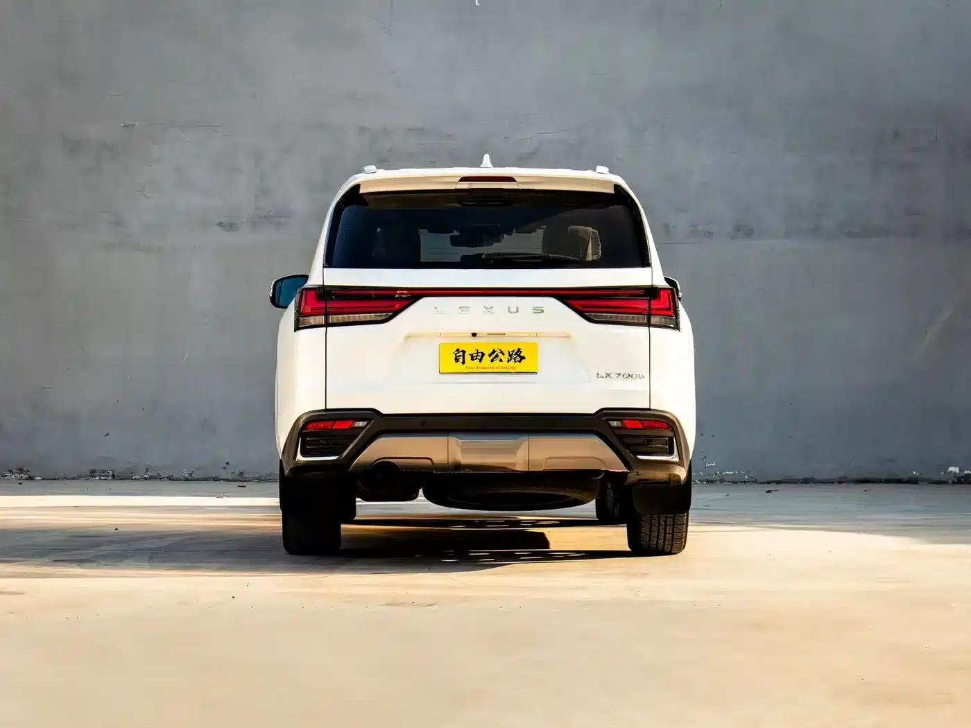 Lexus LX 2025 700h Territory Edition — миниатюра 22