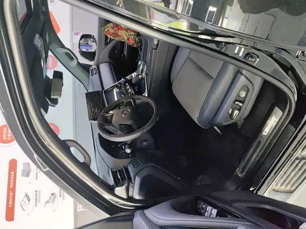 Lexus LX 2025 700h Overtrail — миниатюра 2