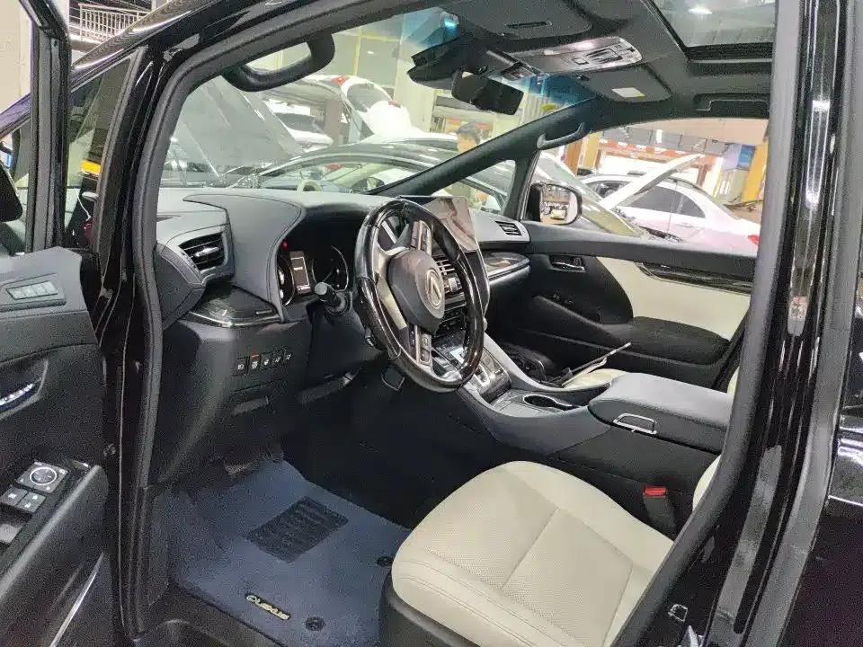 Lexus LM 2020 300h 7-Seat Elegant Edition — миниатюра 16