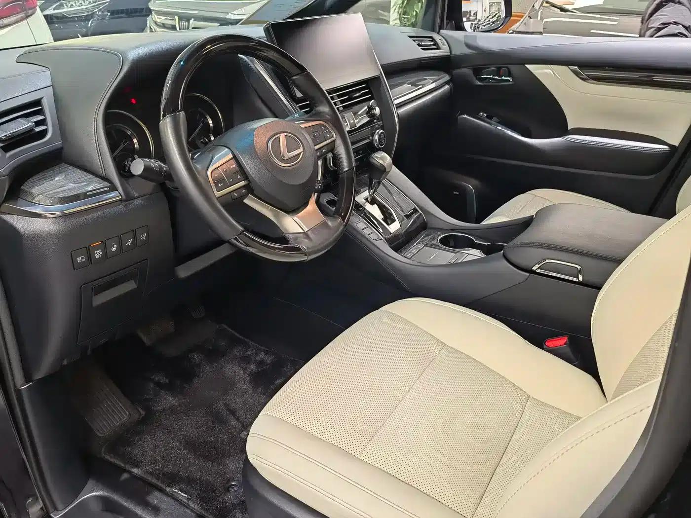 Lexus LM 2020 300h 7-Seat Elegant Edition — миниатюра 8