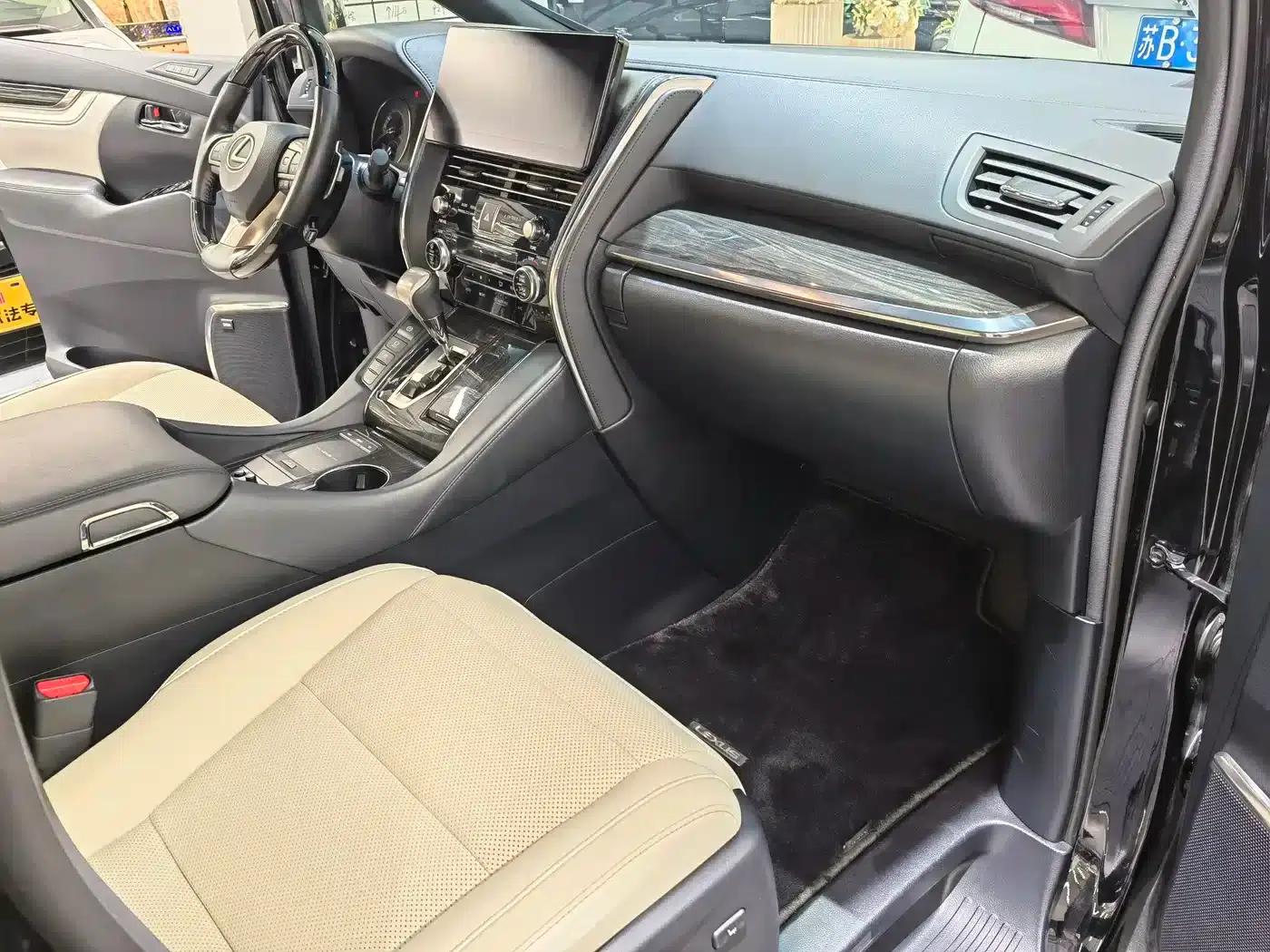 Lexus LM 2020 300h 7-Seat Elegant Edition — миниатюра 10