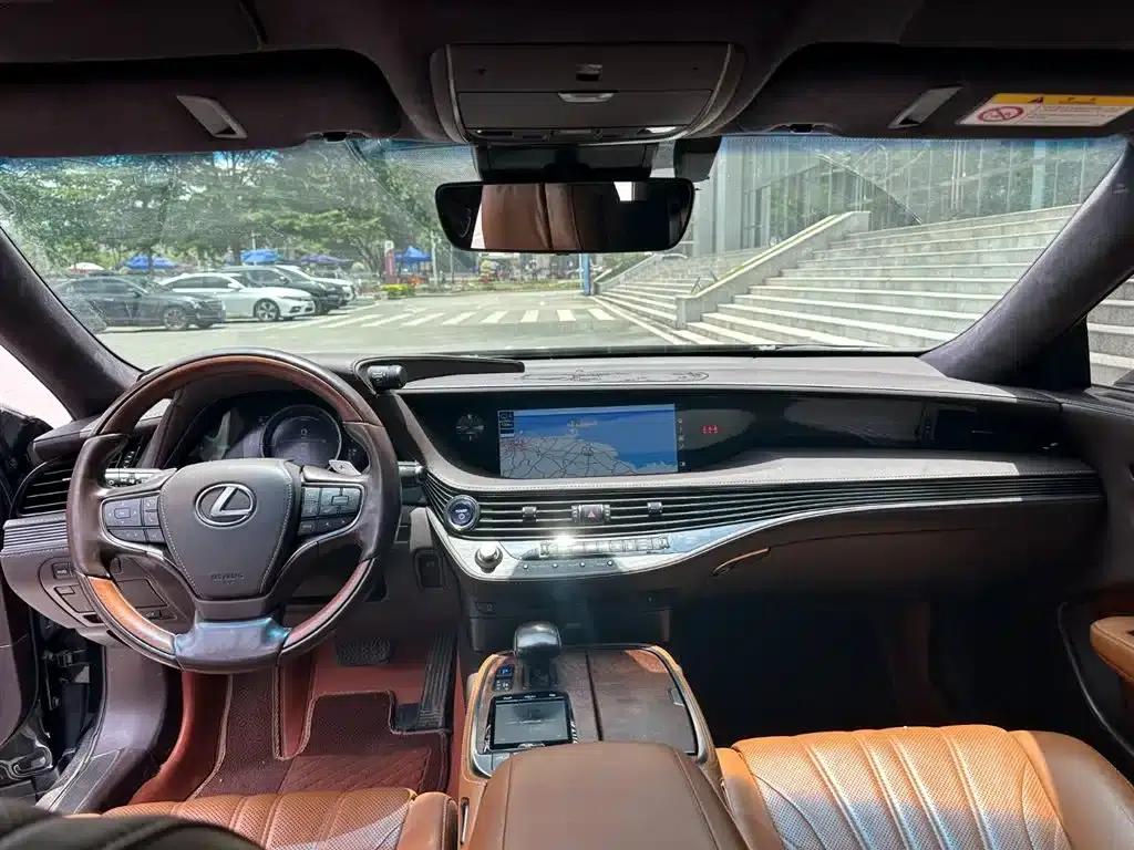 Lexus LS 2018 500h Executive Edition (China V emission standard) — миниатюра 7