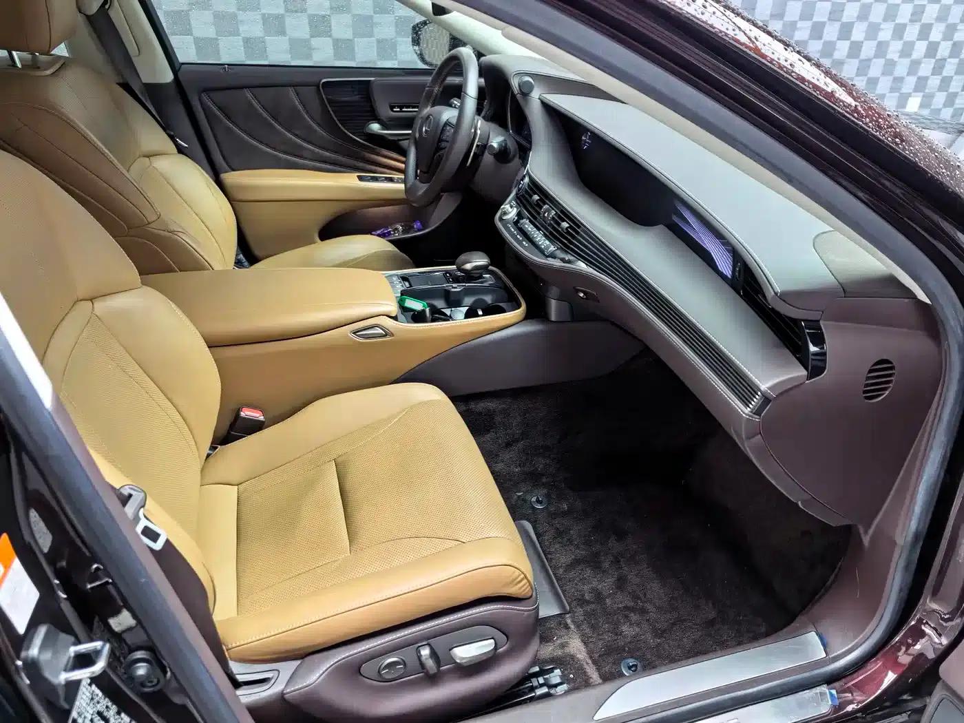 Lexus LS 2020 500h Premium Edition (China VI Emission Standard) — миниатюра 2