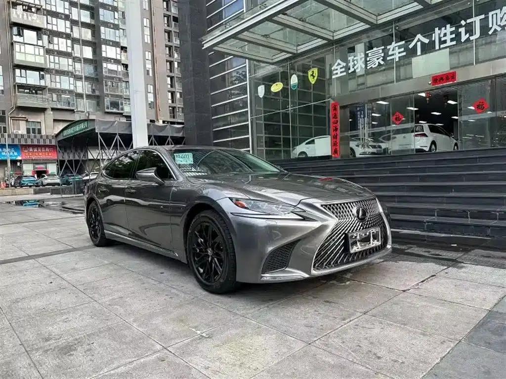 Lexus LS 2018 350 Premium Edition (China V emission standard) — миниатюра 3