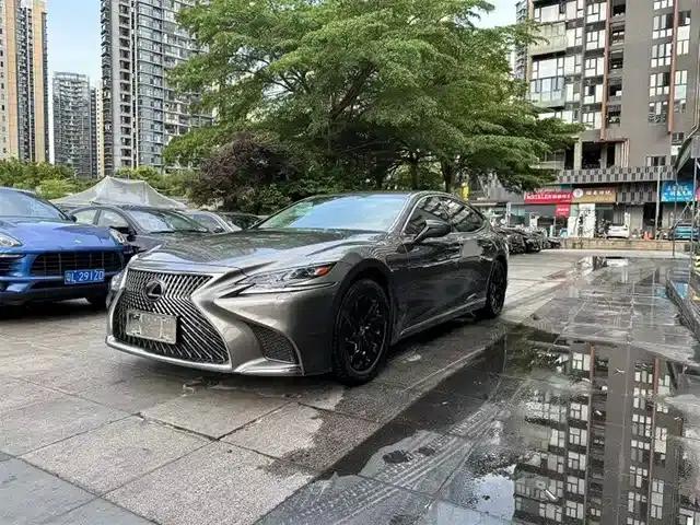 Lexus LS 2018 350 Premium Edition (China V emission standard)