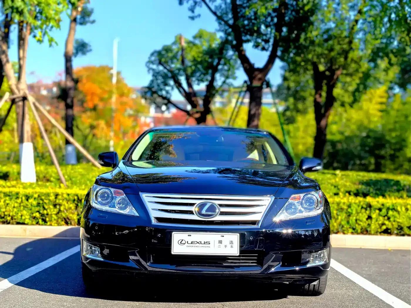 Lexus LS 2010 600hL — миниатюра 2