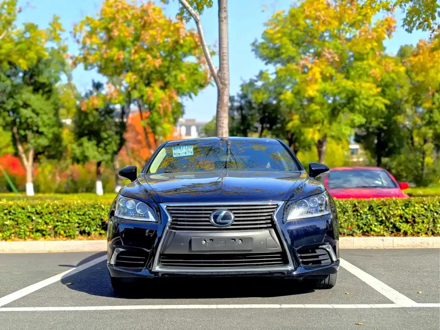 Lexus LS 2016 460L AWD Premium Edition — миниатюра 2