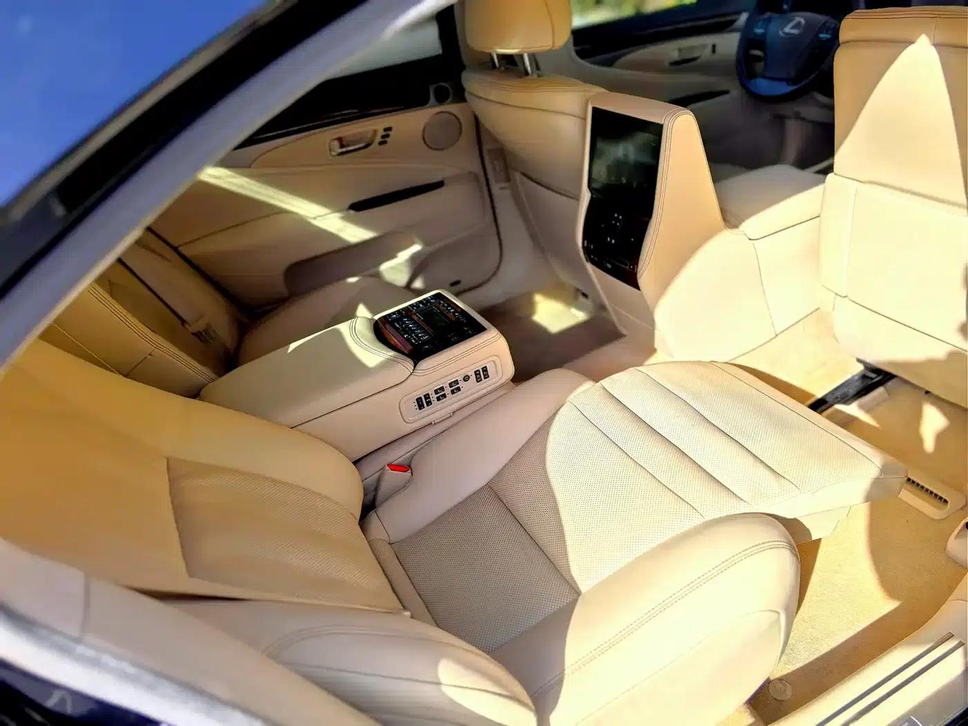 Lexus LS 2016 460L AWD Premium Edition — миниатюра 15