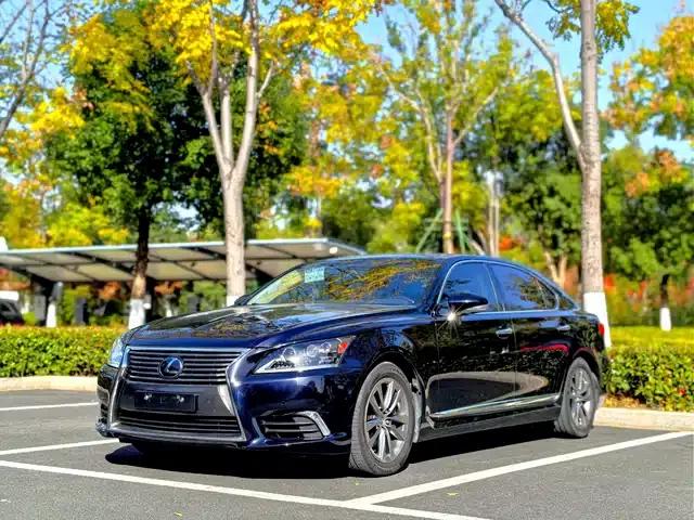 Lexus LS 2016 460L AWD Premium Edition