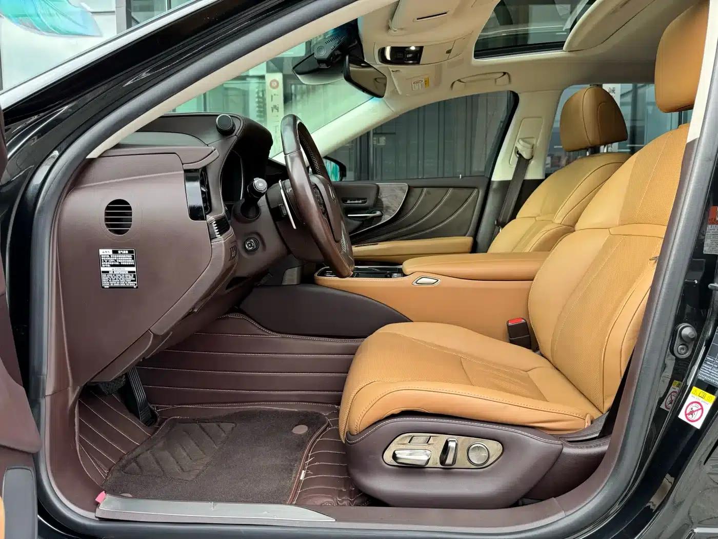 Lexus LS 2018 350 Premium Edition (China V emission standard) — миниатюра 7