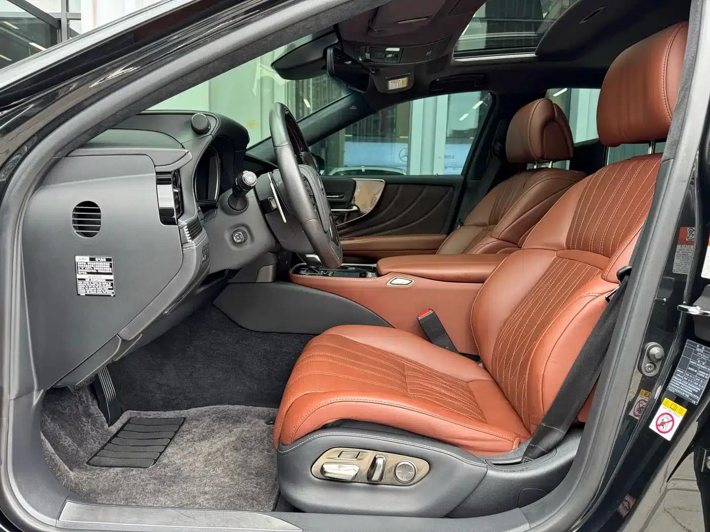 Lexus LS 2018 500h Executive Edition (China V emission standard) — миниатюра 7