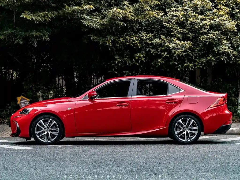 Lexus IS 2017 300 F SPORT Edition — миниатюра 2