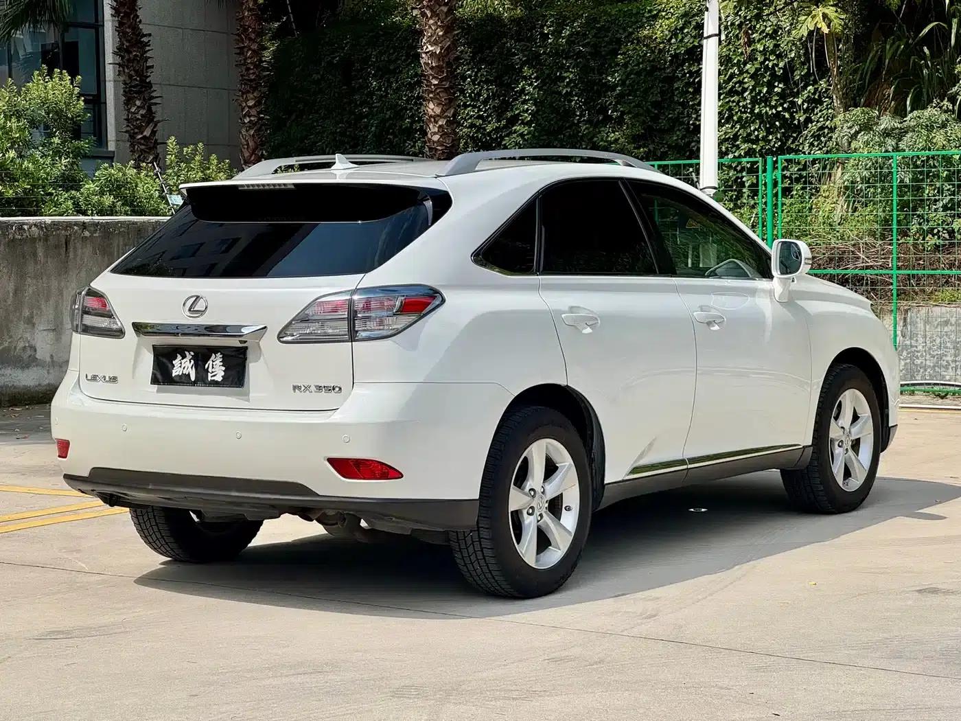 Lexus RX Classic 2011 270 Luxury Edition — миниатюра 11