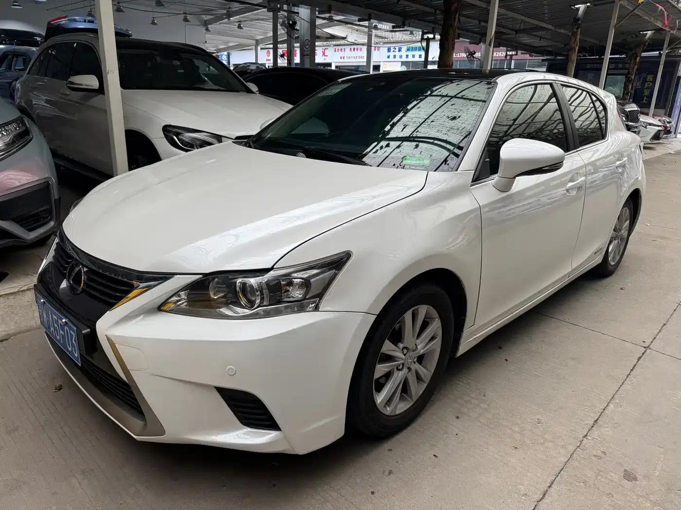 Lexus CT 2014 CT200h Elite Edition Two-Tone — миниатюра 1