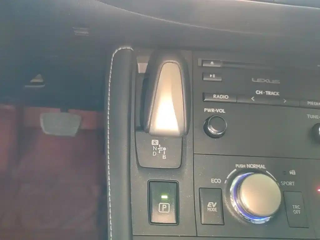 Lexus CT 2017 CT200h Comfort Edition, Single Color, China V Emission Standard — миниатюра 14