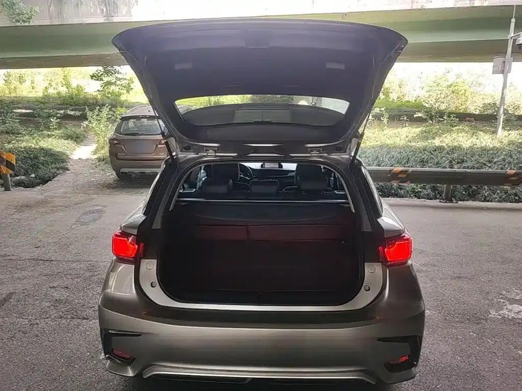 Lexus CT 2017 CT200h Comfort Edition, Single Color, China V Emission Standard — миниатюра 19