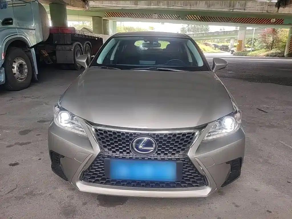 Lexus CT 2017 CT200h Comfort Edition, Single Color, China V Emission Standard — миниатюра 3