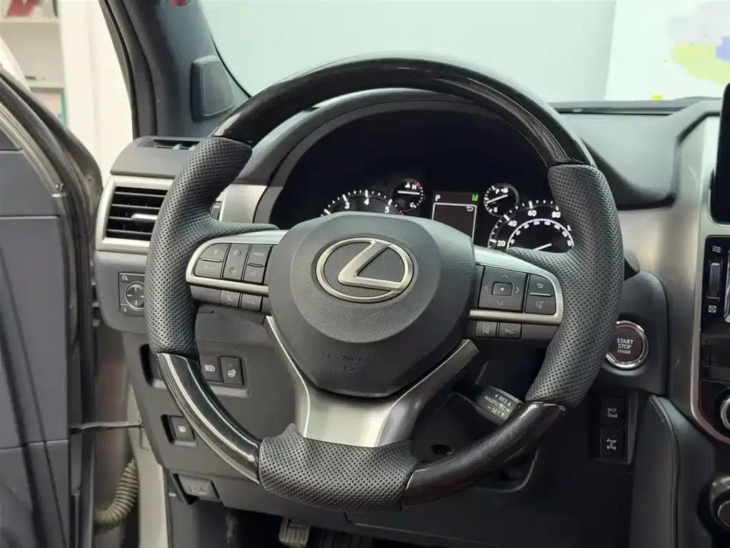 2023 Lexus GX 460 US Spec — миниатюра 12