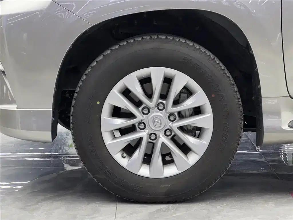 2023 Lexus GX 460 US Spec — миниатюра 4