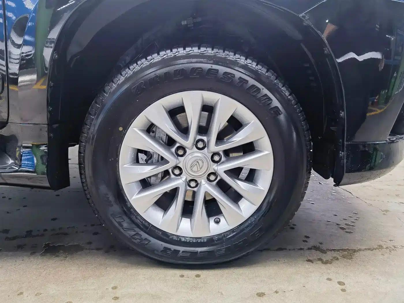 2015 Lexus GX 400 Luxury Edition — миниатюра 20