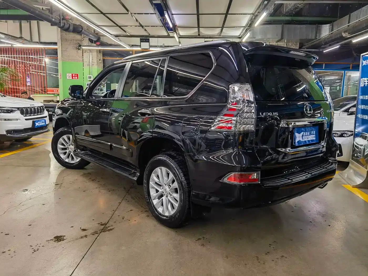 2015 Lexus GX 400 Luxury Edition — миниатюра 4