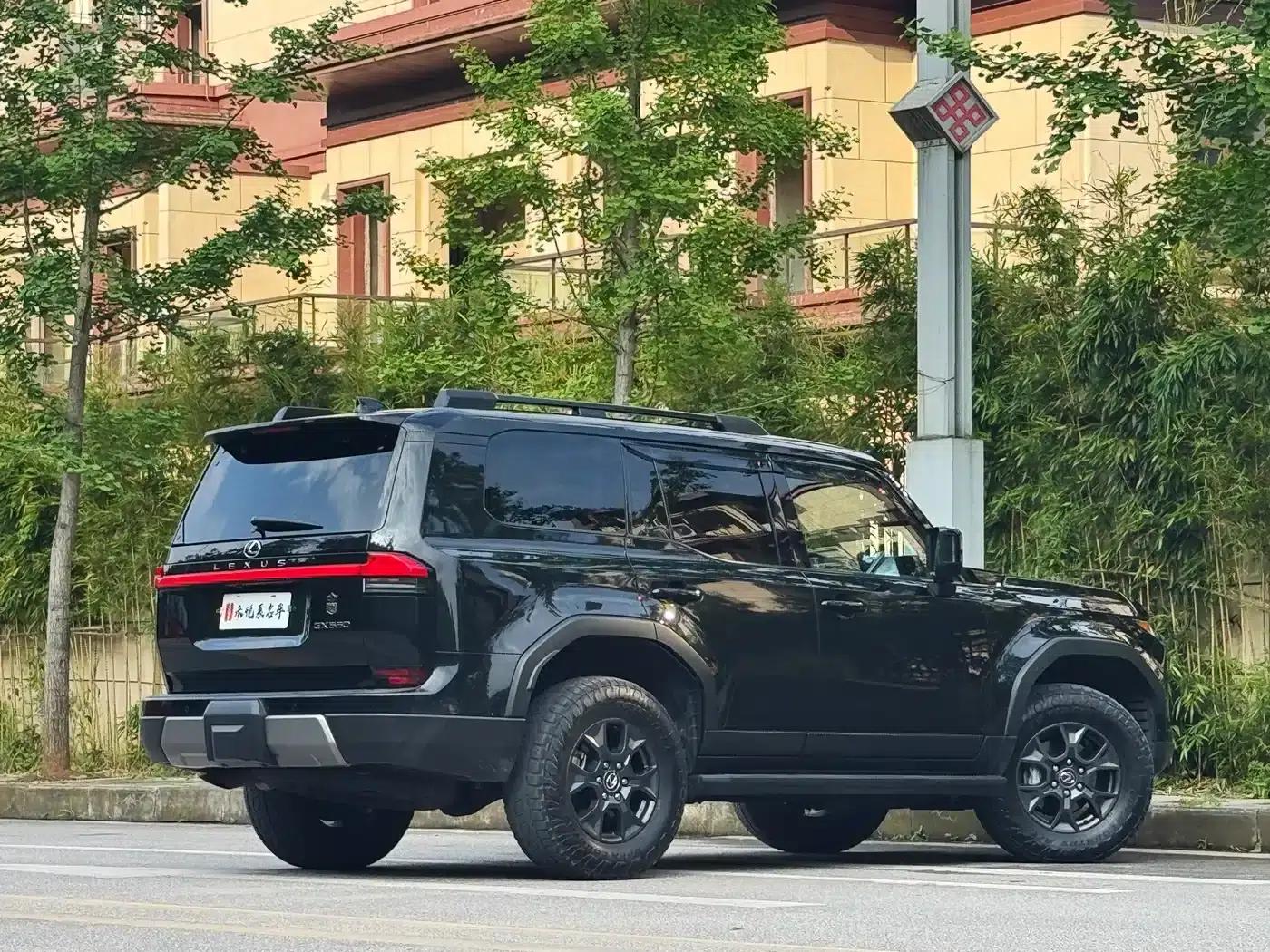 Lexus GX 2024 Overtrail Peak Edition — миниатюра 12