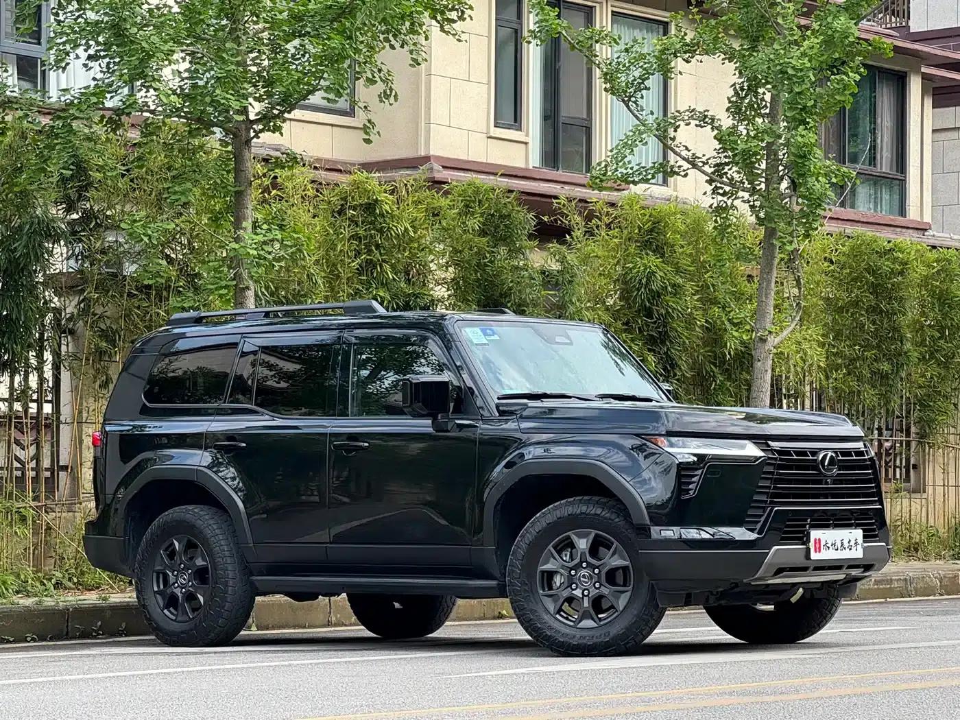 Lexus GX 2024 Overtrail Peak Edition — миниатюра 14