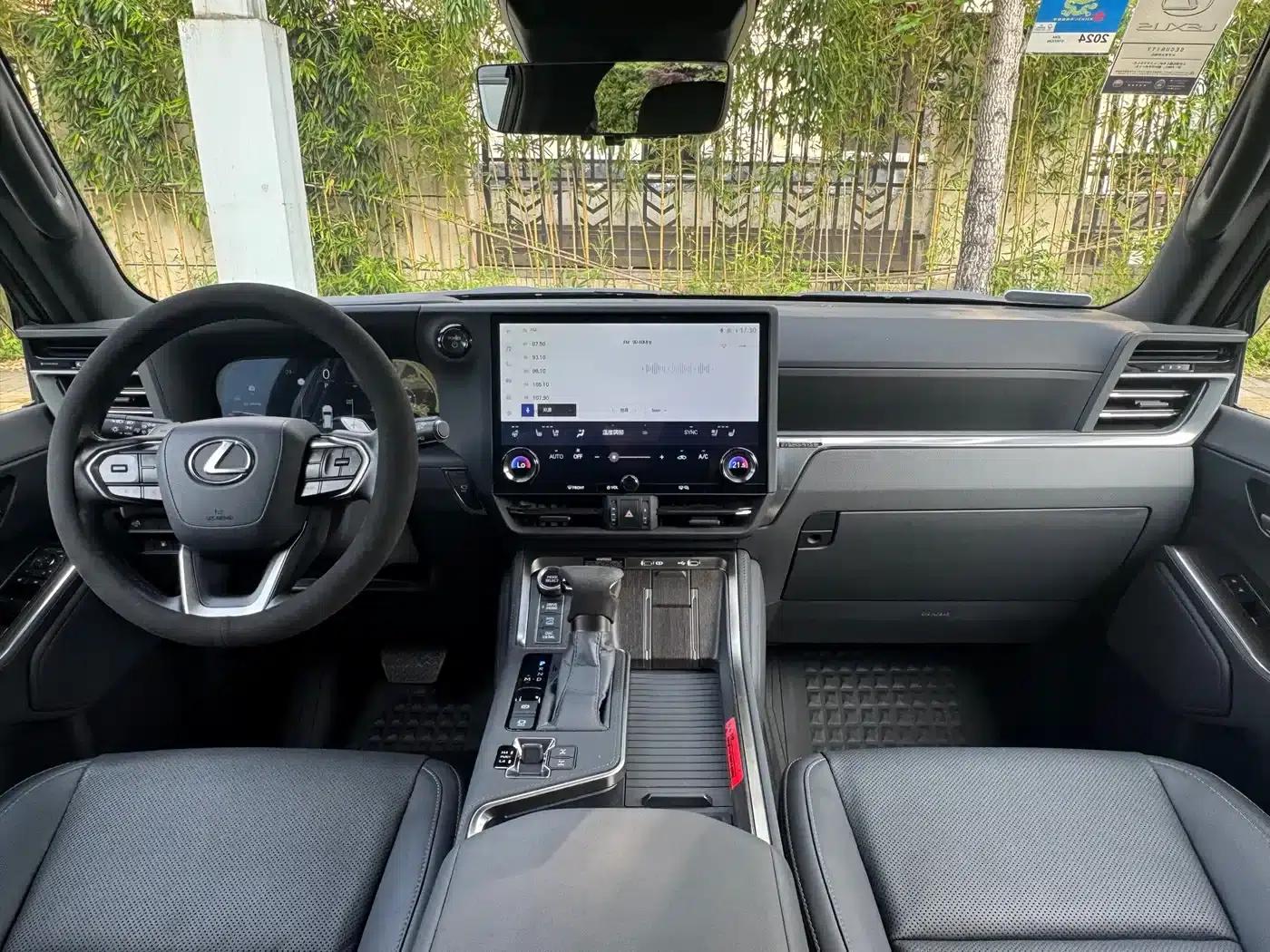 Lexus GX 2024 Overtrail Peak Edition — миниатюра 7