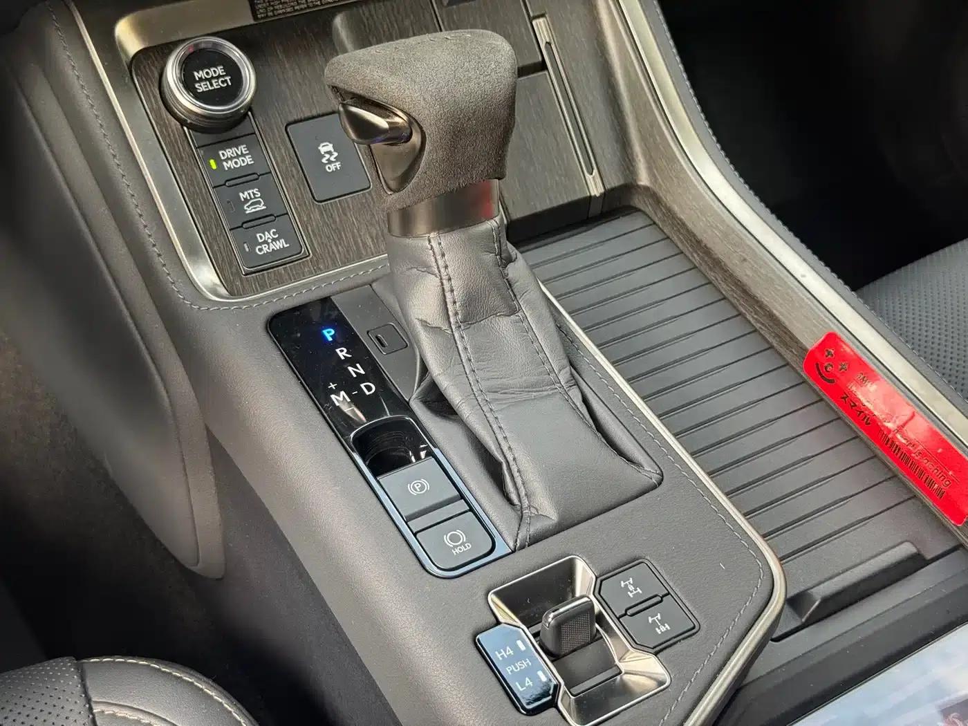 Lexus GX 2024 Overtrail Peak Edition — миниатюра 9