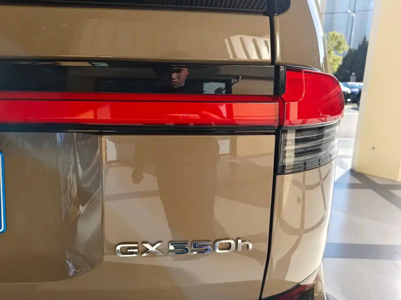 Lexus GX 2024 Overtrail Peak Edition — миниатюра 23