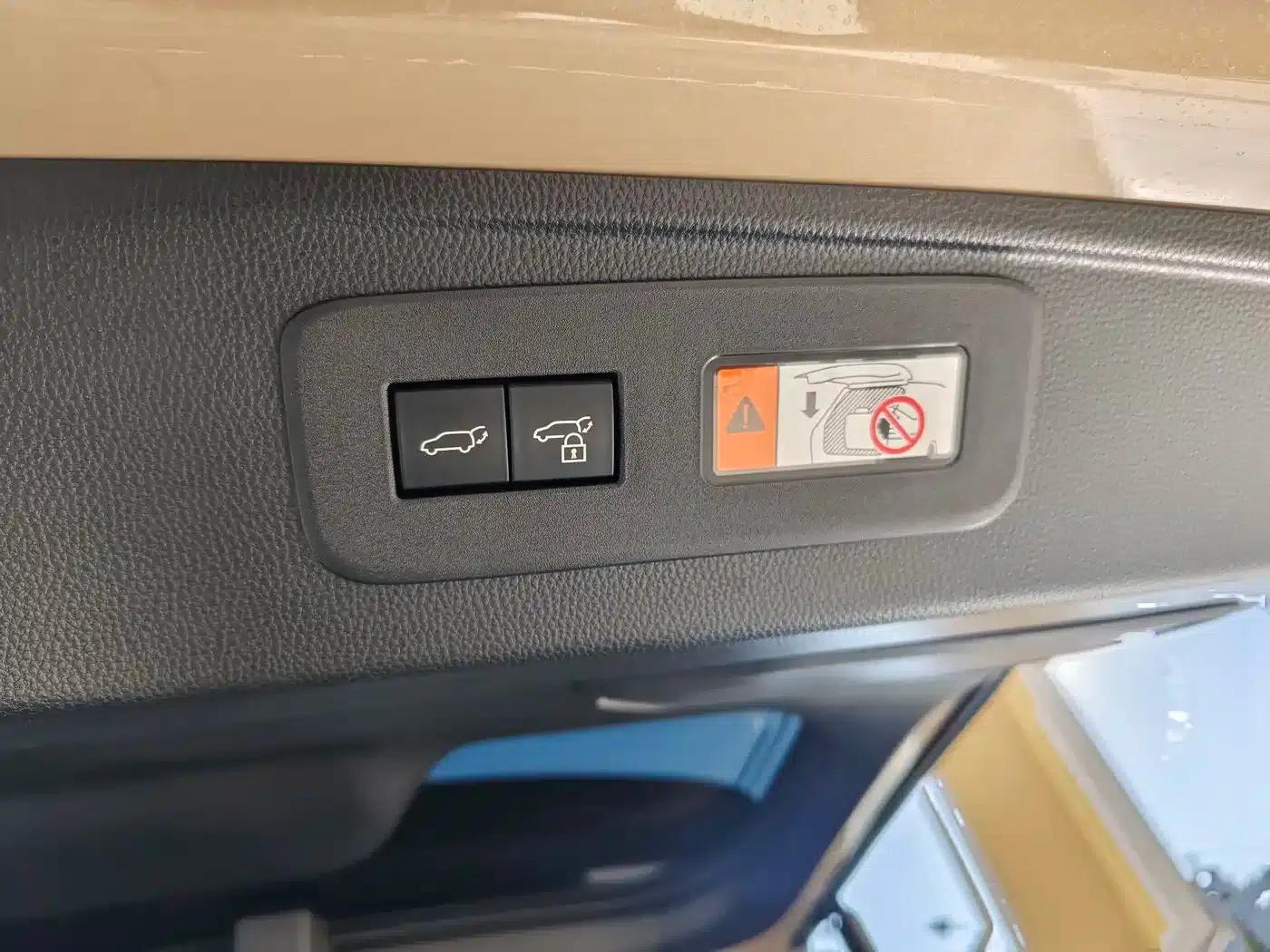 Lexus GX 2024 Overtrail Peak Edition — миниатюра 10