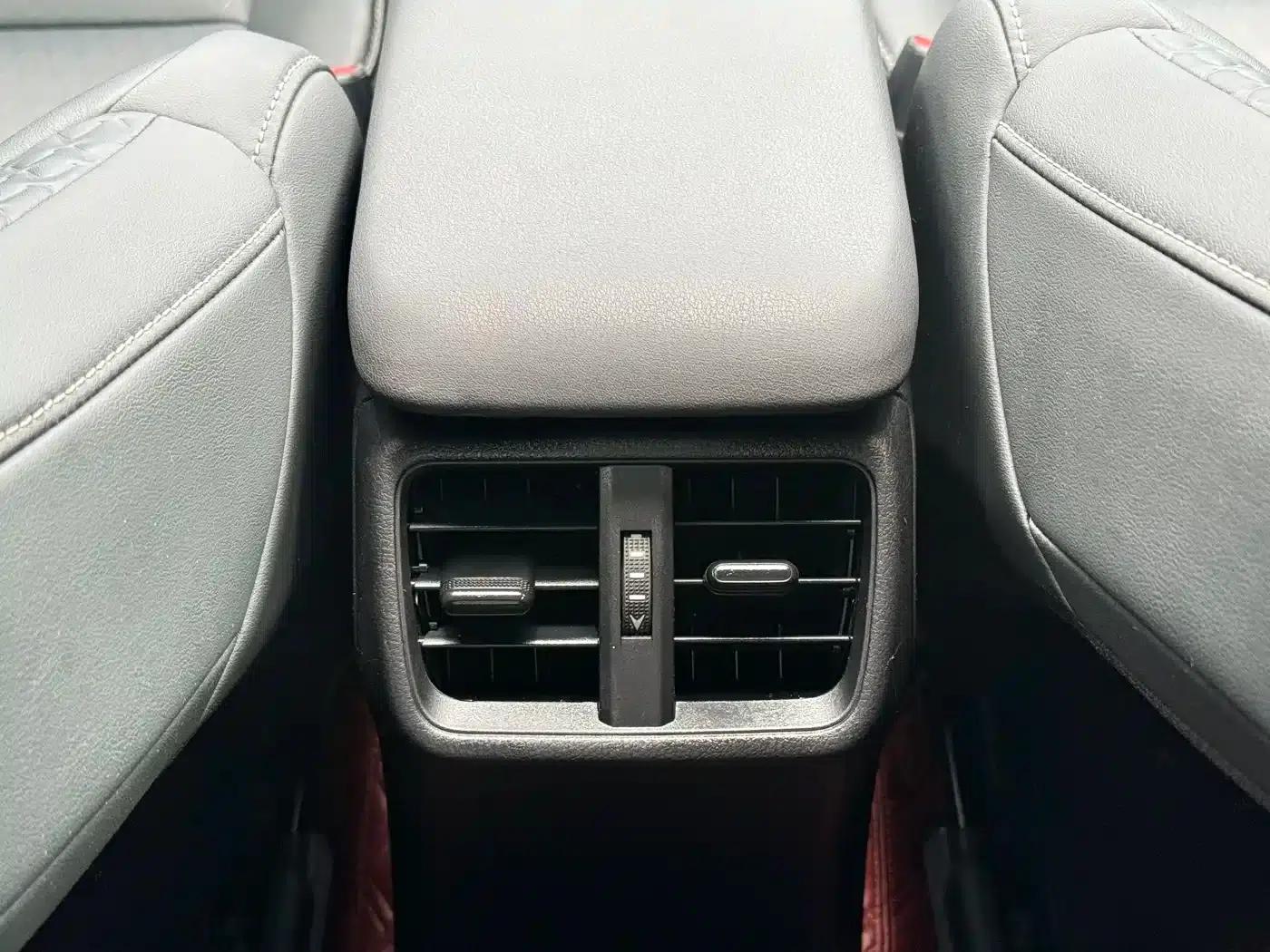 Lexus UX 2020 200 Special Edition — миниатюра 17
