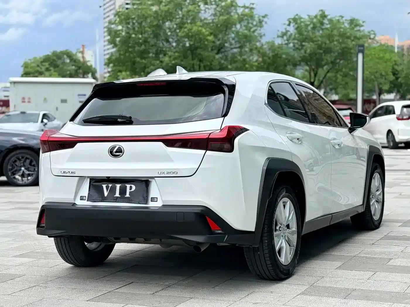 Lexus UX 2020 200 Special Edition — миниатюра 4