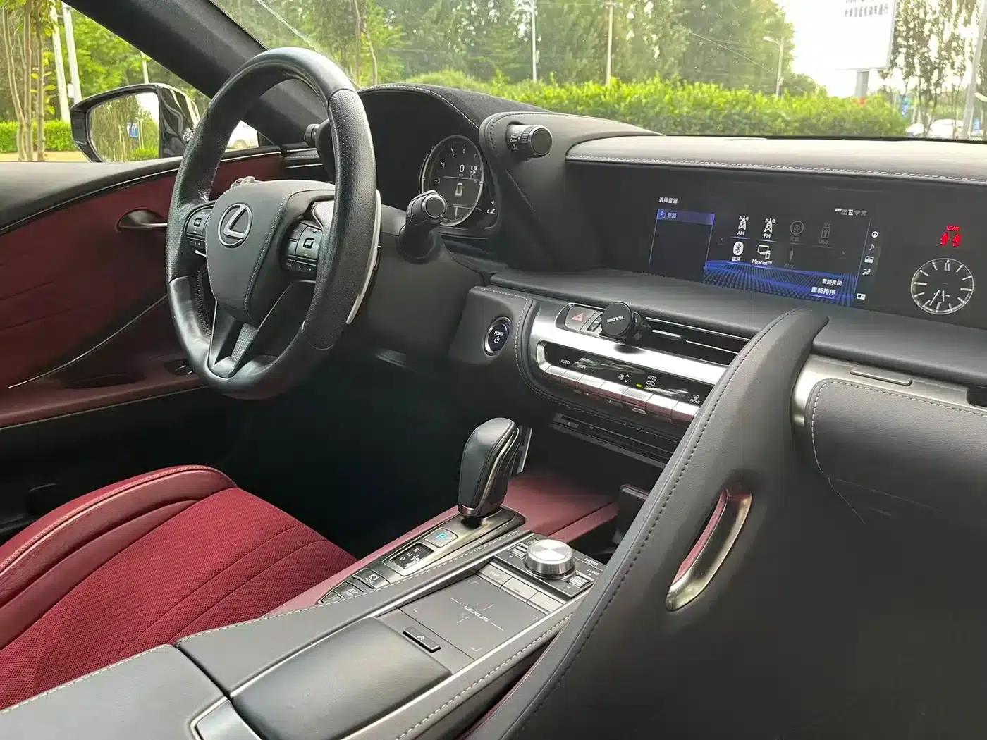 Lexus LC 2018 500h Sport — миниатюра 10