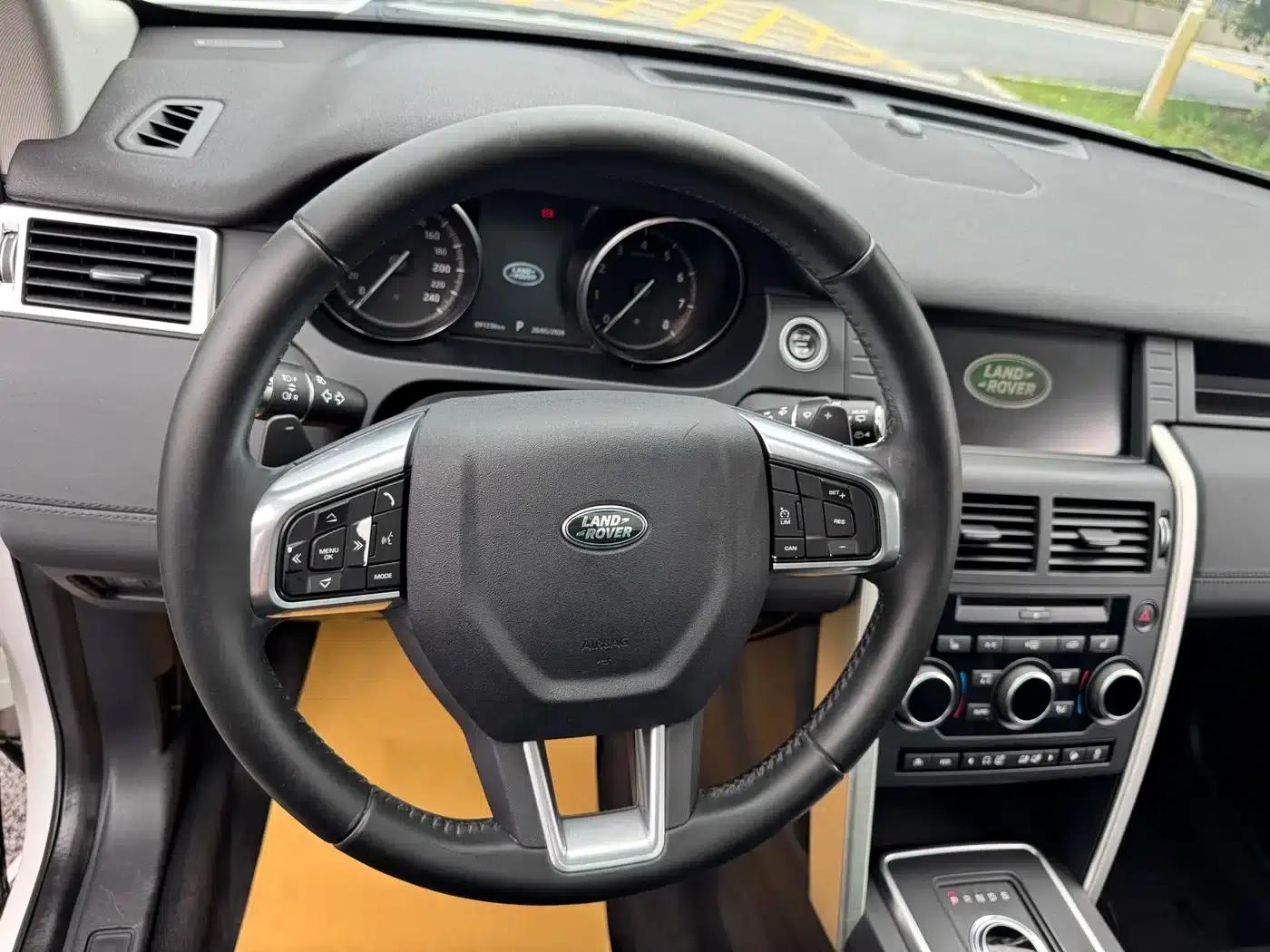 Discovery Sport 2017 2.0T HSE — миниатюра 15
