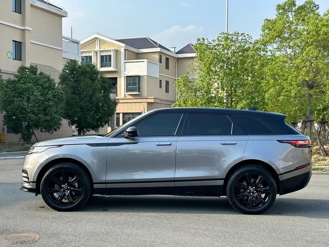 Range Rover Velar 2021 P250 Black Limited Edition — миниатюра 6