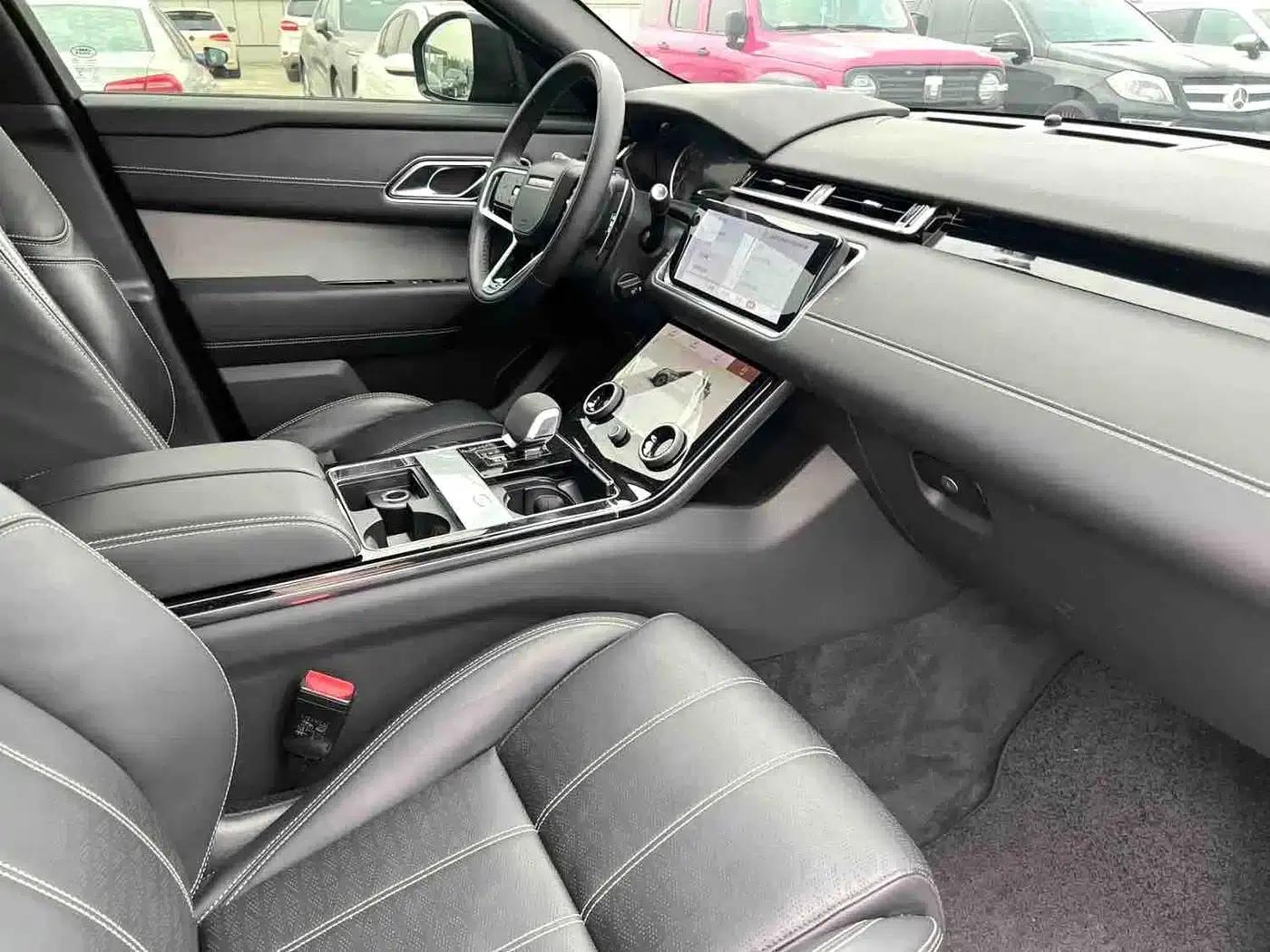 Range Rover Velar 2023 250PS Black Limited Edition — миниатюра 15