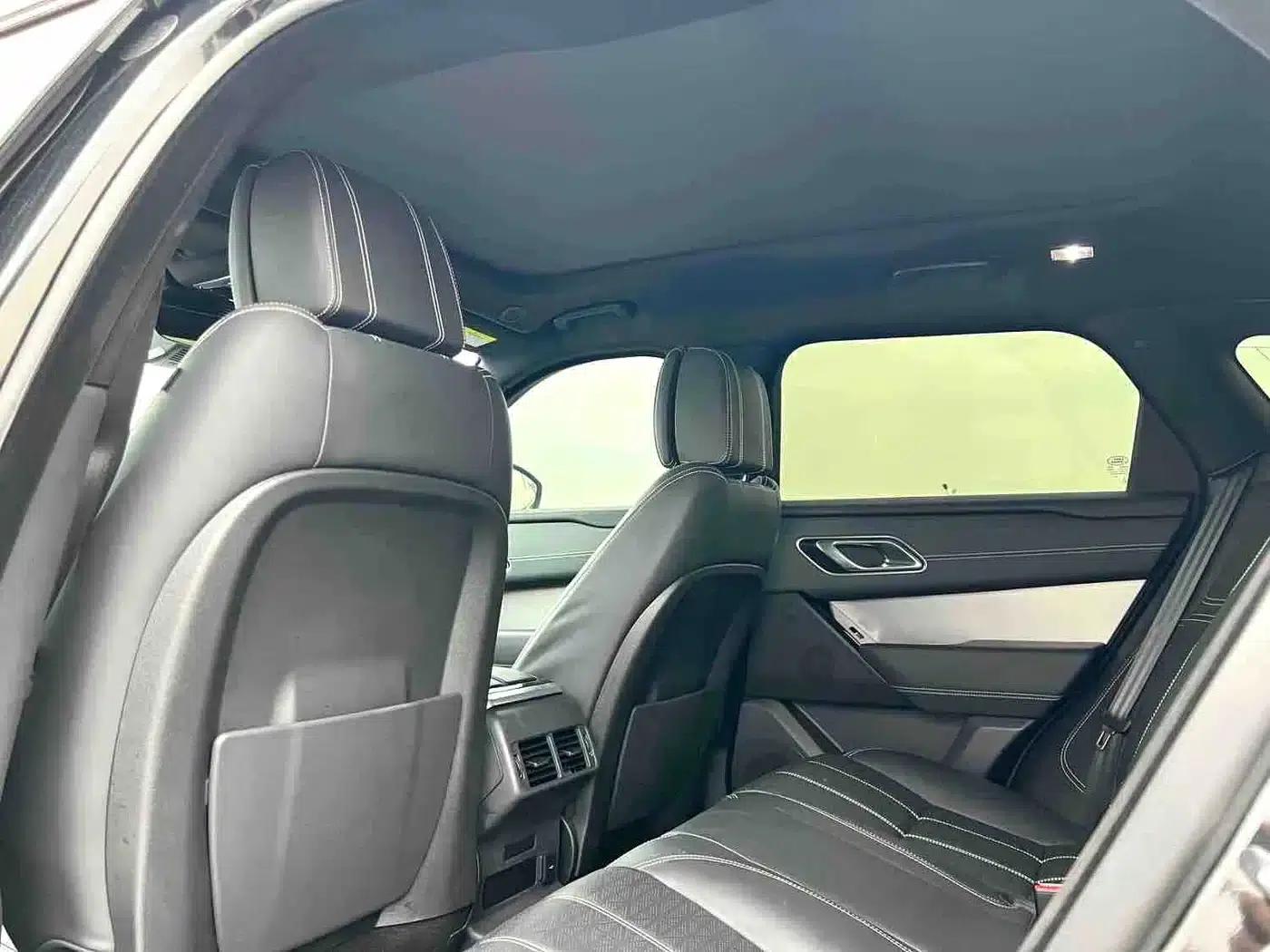 Range Rover Velar 2023 250PS Black Limited Edition — миниатюра 9