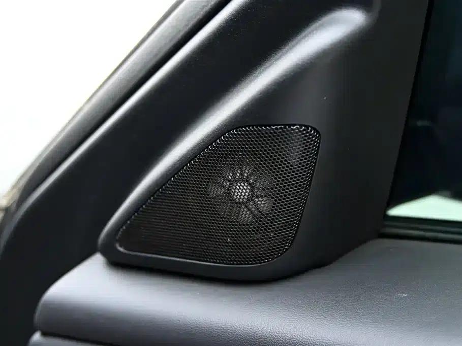 Range Rover Velar 2026 250PS Dynamic SE — миниатюра 25