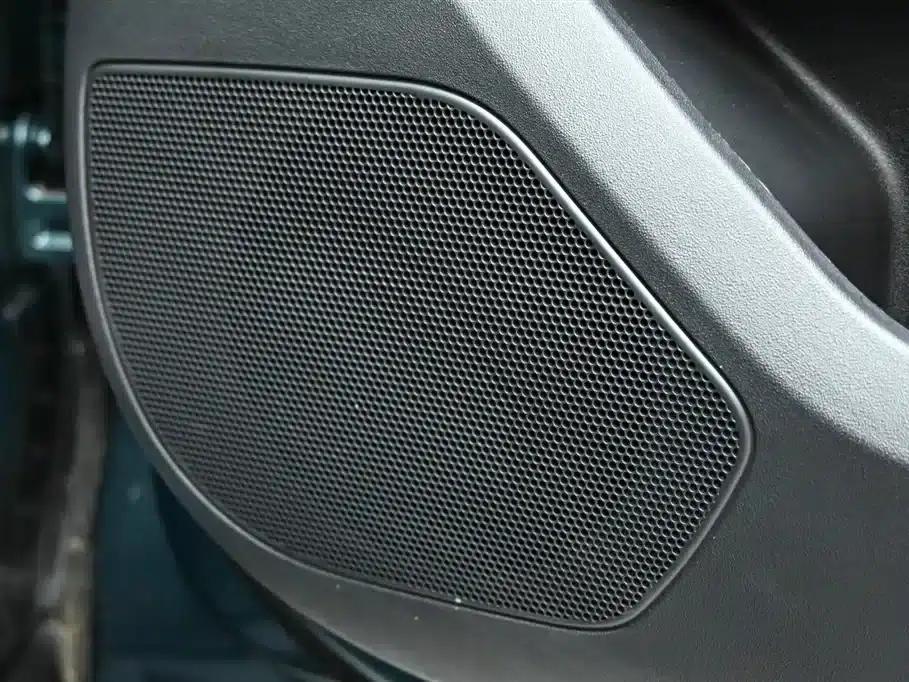 Range Rover Velar 2026 250PS Dynamic SE — миниатюра 26