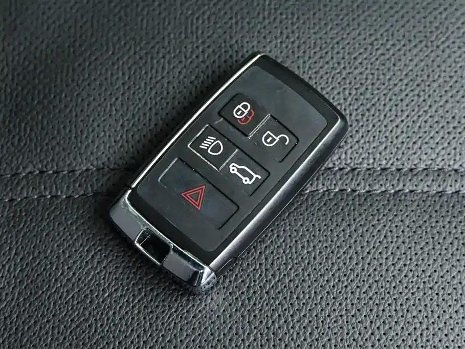 Range Rover Velar 2026 250PS Dynamic SE — миниатюра 35