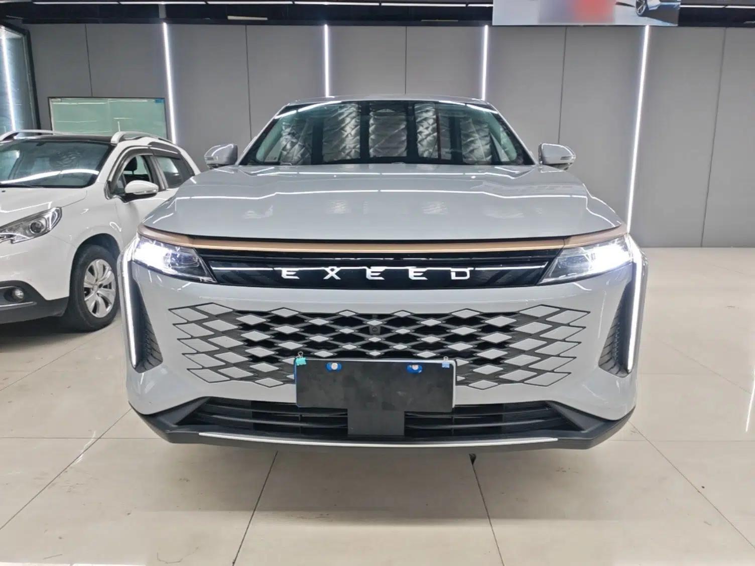 EXEED Stellar 2023 400T Two-Wheel Drive Comfort Edition — миниатюра 2