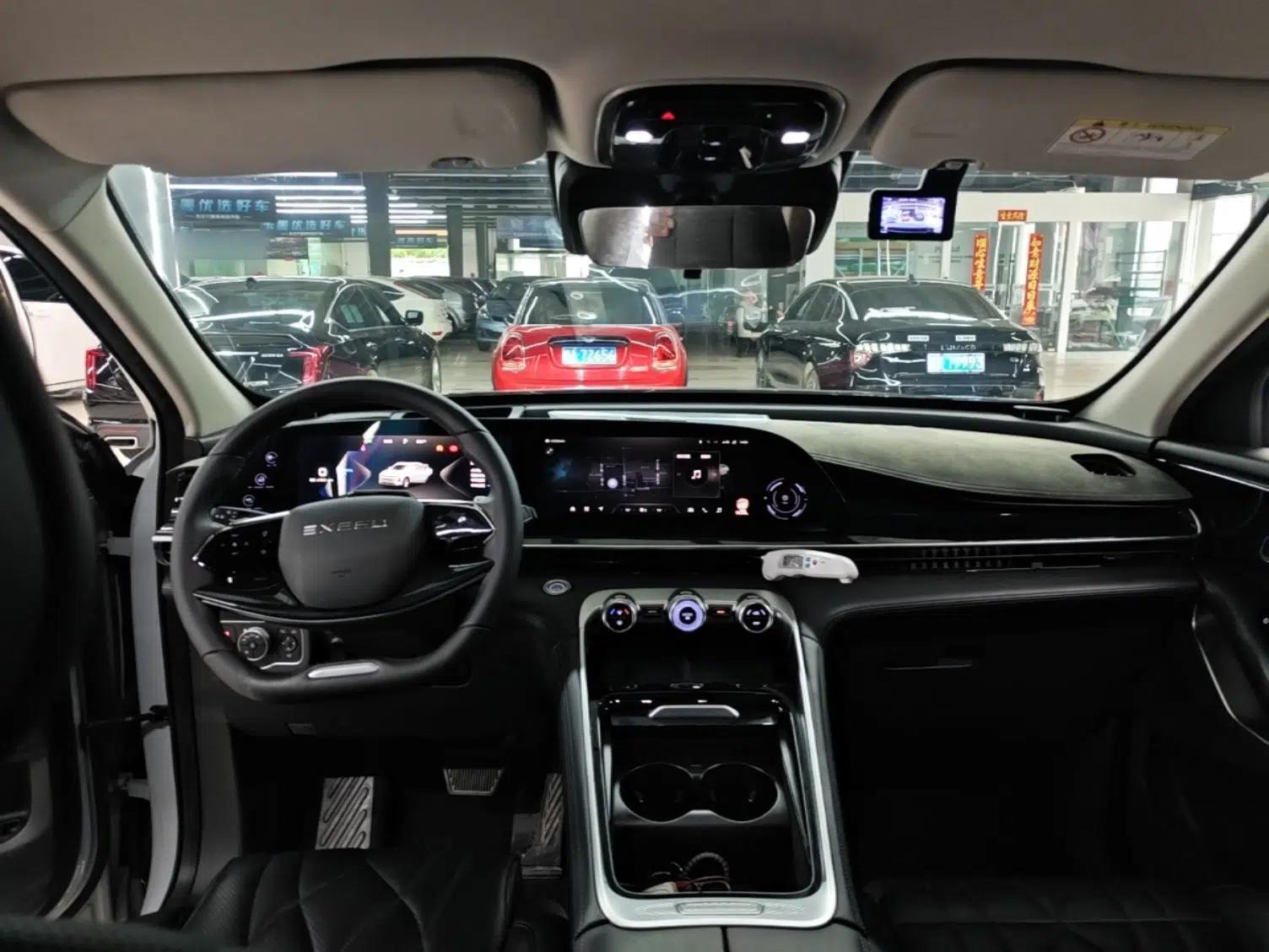 EXEED Stellar 2023 400T Two-Wheel Drive Comfort Edition — миниатюра 13
