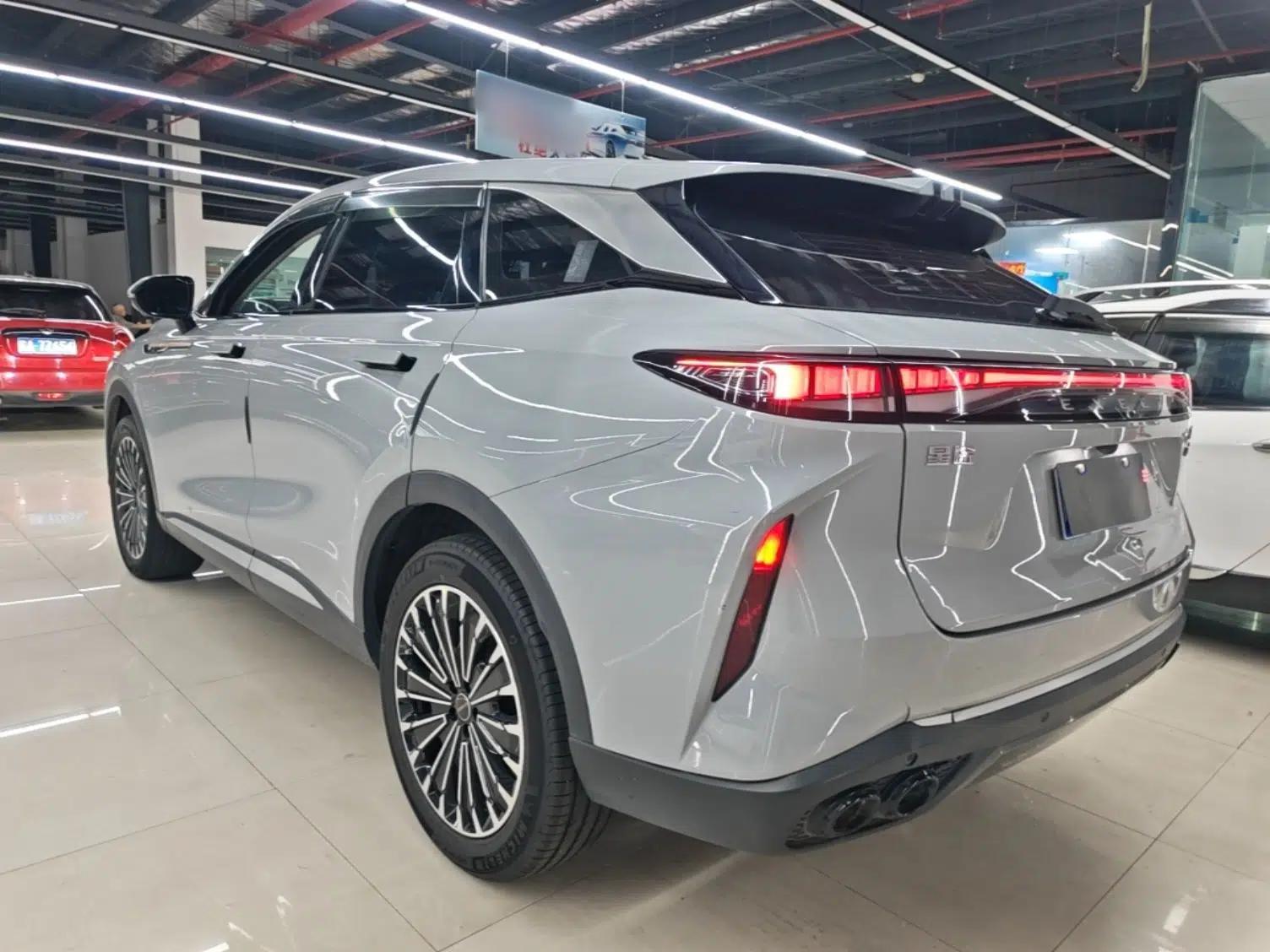 EXEED Stellar 2023 400T Two-Wheel Drive Comfort Edition — миниатюра 4