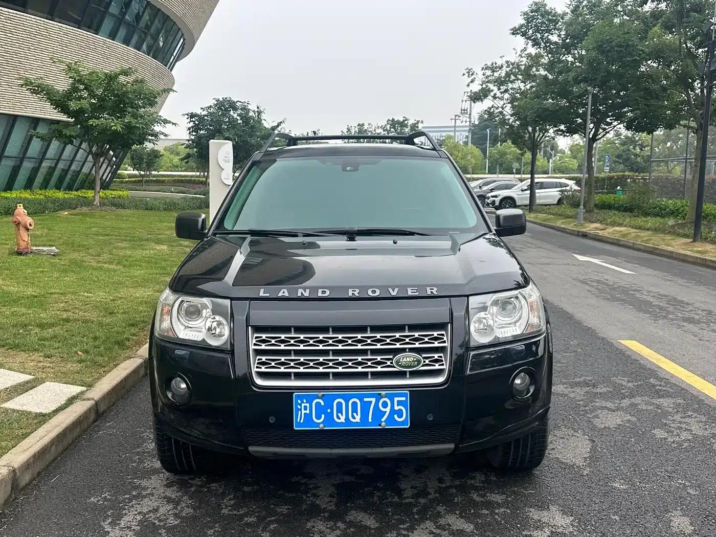 Freelander 2 2010 3.2 i6 Automatic HSE Petrol Version — миниатюра 2