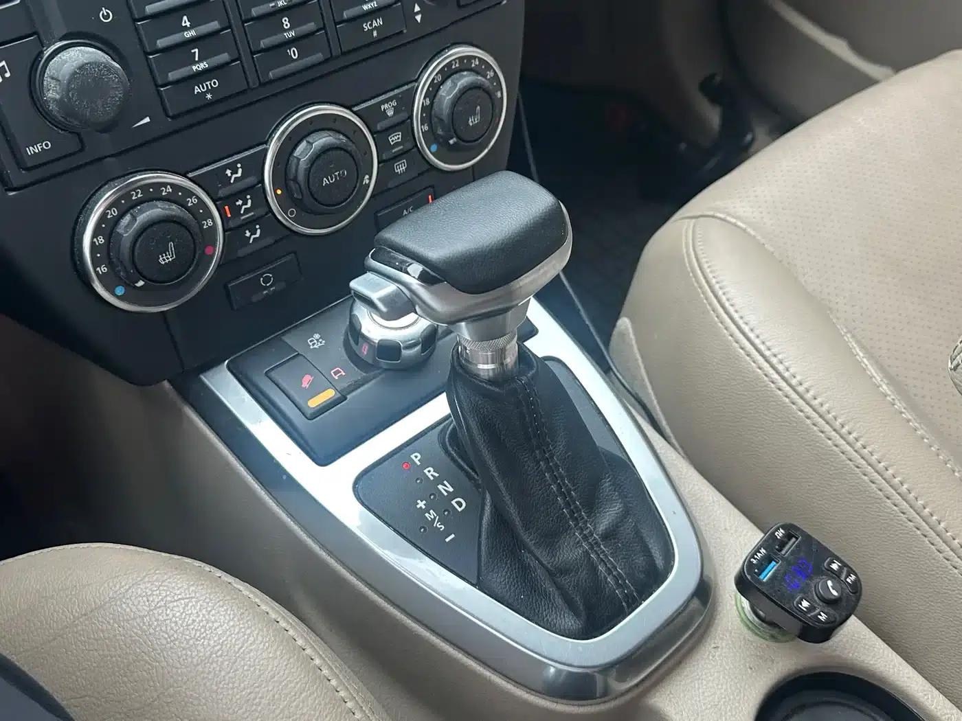 Freelander 2 2010 3.2 i6 Automatic HSE Petrol Version — миниатюра 10